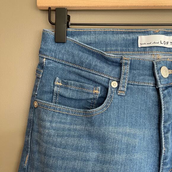 LOFT Skinny Jeans in Bright Mid Vintage Wash Mid Rise Chewed‎ Hem Blue Size 0/25 - Picture 7 of 16